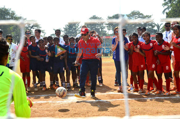 salman khan at reliance foundations young champs launch 10