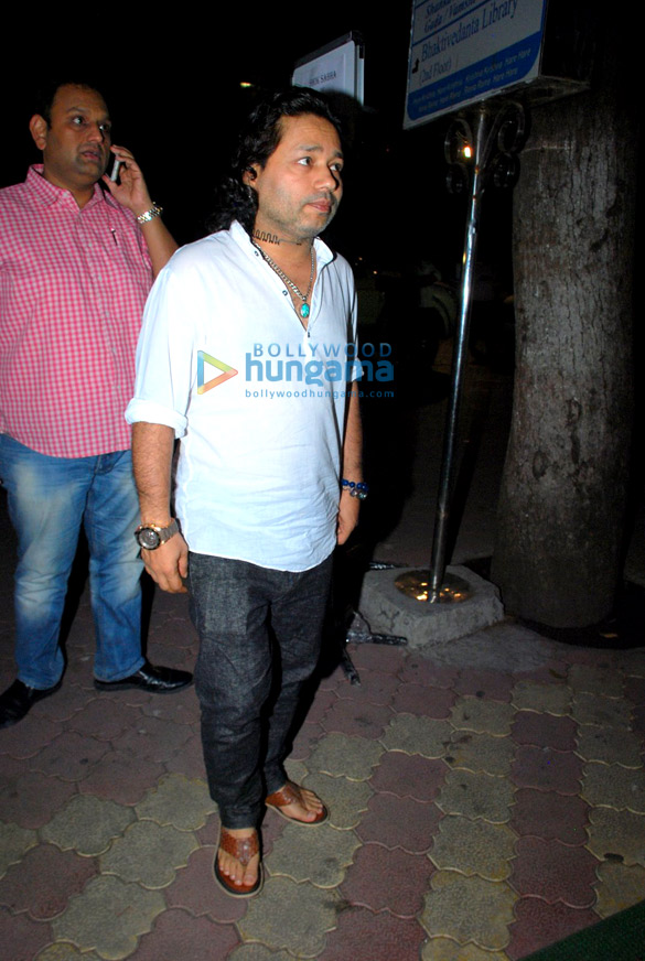 celebs attend megha jalotas prayer meet 17