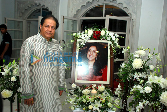 celebs attend megha jalotas prayer meet 2