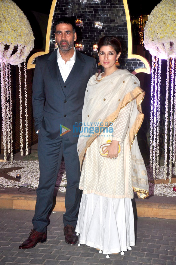 celebs grace riddhi malhotra tejas talwalkars wedding reception 14