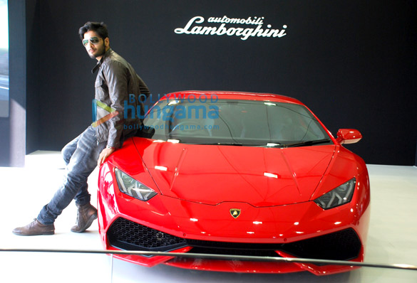 zayed khan tena desae ali fazal grace autocar performance show 2014 18