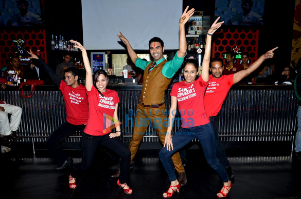 neetu chandra at sandip soparrkars christmas bash 5