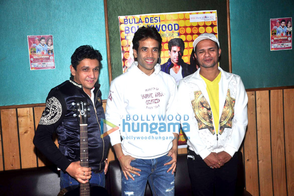 tusshar kapoor rehearses for new year performance 2