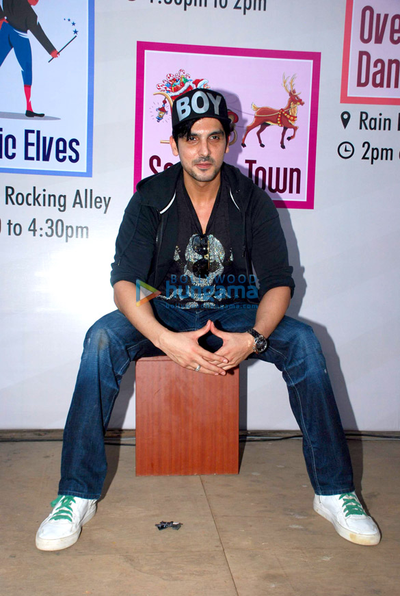 zayed khan attend essel worlds silver jubilee celebration 5