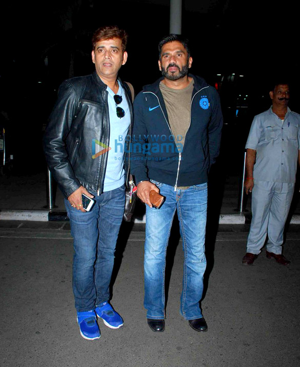 bollywood celebrities spotted at the airport 2
