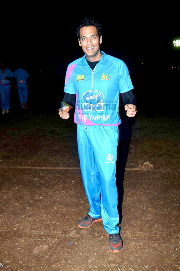 tv celebs snapped at celebrity cricket leagues practice match 8