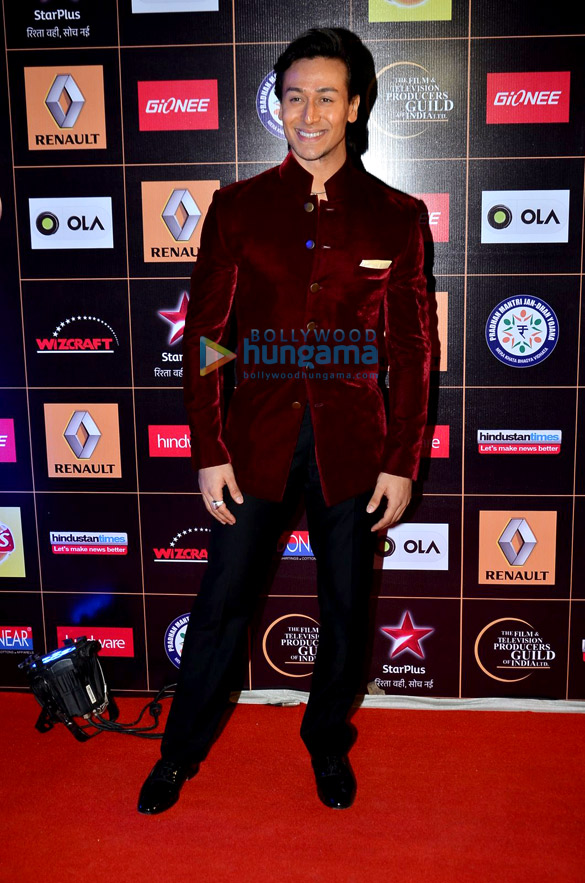 celebs at 10th renault star guild awards 52