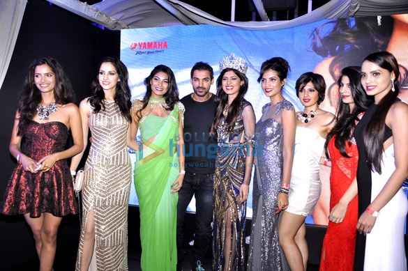 john abraham launches yamaha fascino calendar 2015 3