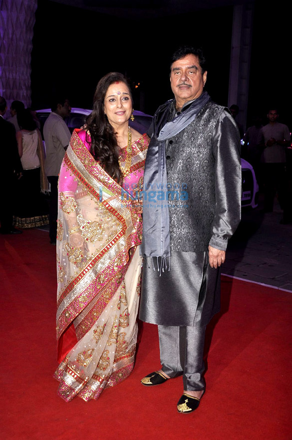 celebs grace kushs wedding reception 25