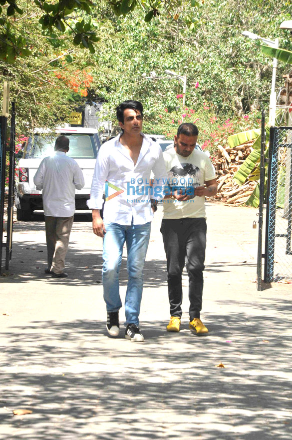 akshay 4 akshay 4