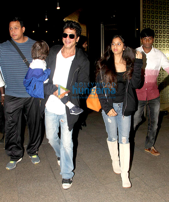Shah Rukh Khan snapped with Suhana & Abram as they land in Mumbai to celebrate AbRam’s birthday