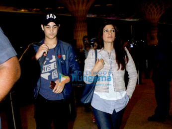 Akshay Kumar snapped at the airport departing for family holidays