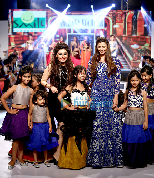 daisy shah 6 2 daisy shah 6 2