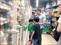 Check out: Hrithik Roshan goes shopping with his children in Madrid