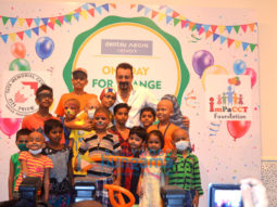 Sanjay Dutt visits Tata Memorial Hospital on ‘One Day For Change’