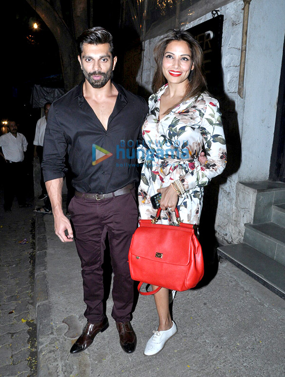 karan singh bipasha snapped at dinner 3