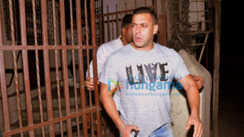 Salman Khan snapped post dubbing for ‘Sultan’ in Bandra