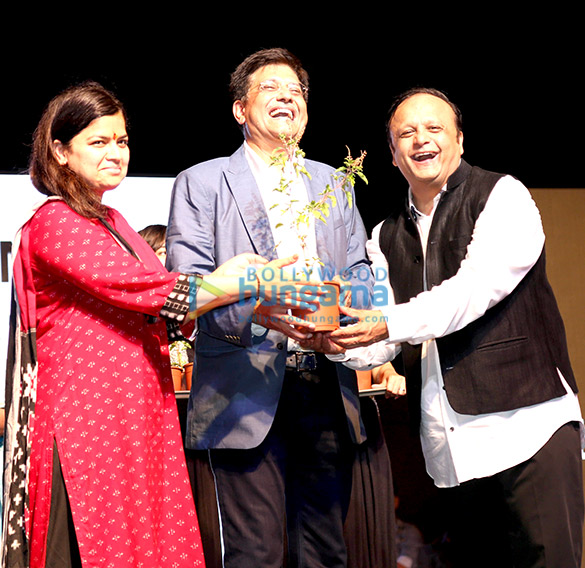 sanjay dutt 9 2 sanjay dutt 9 2