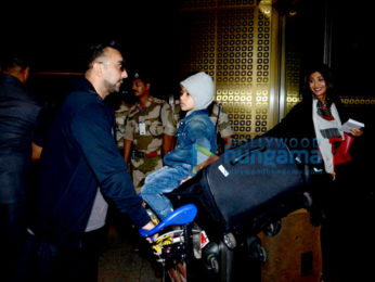 Shilpa Shetty & family depart for holiday abroad