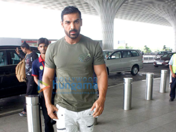 Sunny Leone, John Abraham & others snapped at the airport