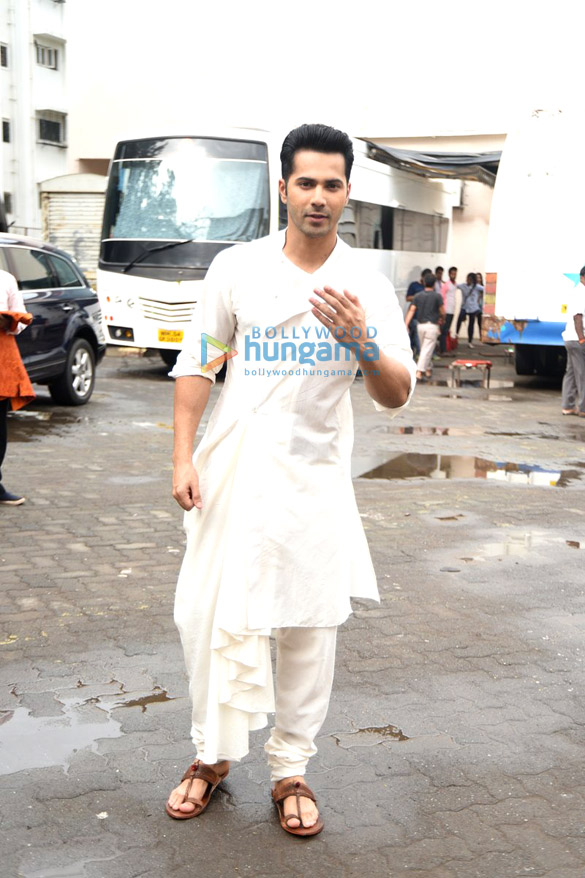 varun spotted at mehboob studio 2