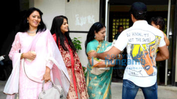 Genelia Dsouza, Vaishali Deshmukh, Riteish Deshmukh