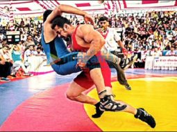 Salman Khan wrestles in new still from Sultan