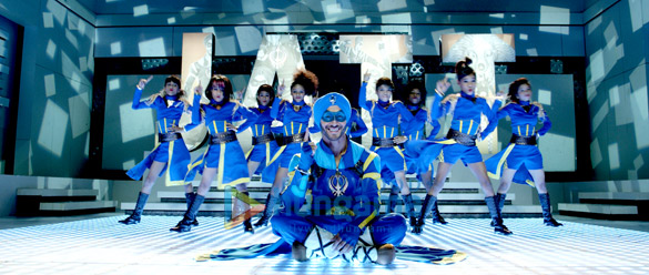 a flying jatt1 2