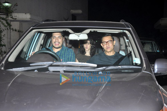aamir khan watches sultan 4