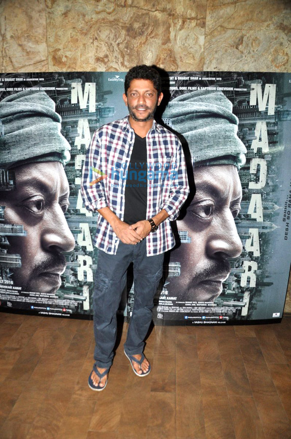 amitabh bachchan shah rukh khan others at the special screening of madaari 19