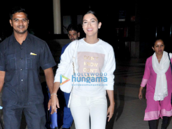 Caterina Murino snapped with Rajeev Khandelwal & Gauahar Khan at the airport