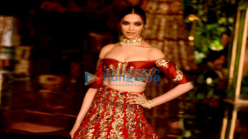Deepika Padukone & Fawad Khan walk the ramp for Manish Malhotra