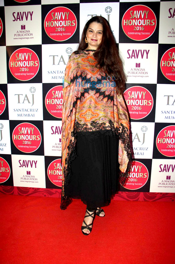 dharmendra at savvy honours 2016 16