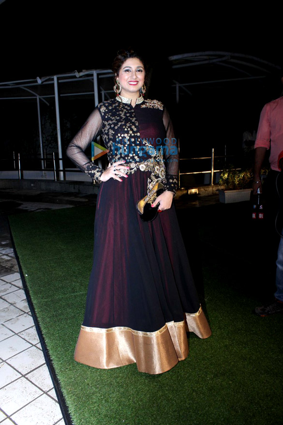 divyanka tripath vivek dahiya wedding reception in mumbai 3