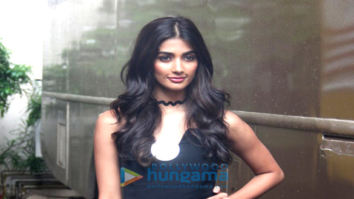 Hrithik Roshan & Pooja Hegde snapped at ‘Mohenjo Daro’s promotions