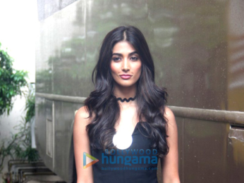 Hrithik Roshan & Pooja Hegde snapped at 'Mohenjo Daro's promotions