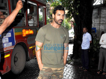 John Abraham snapped at Pali Village Cafe