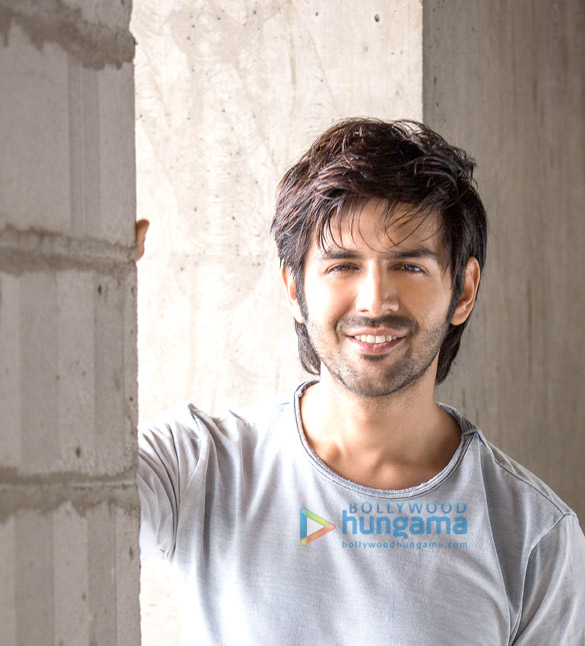 kartik aaryan 2 2