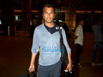 Kiara Advani & Vikram Phadnis snapped at the airport