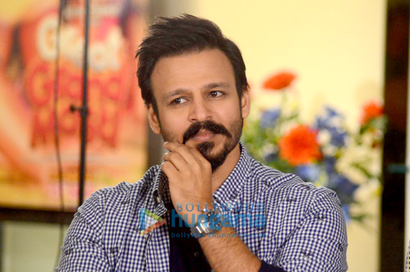 riteish deshmukh vivek oberoi urvashi rautela at the media meet of great grand masti 7