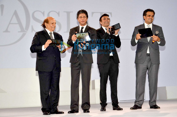 Shah Rukh Khan launches D’Decor’s digital interface D’Assist