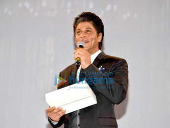 Shah Rukh Khan launches D'Decor's digital interface D'Assist