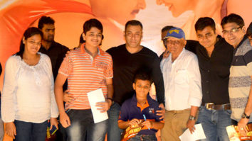 Salman Khan at ‘Sultan’s meet & greet with contest winners at Mehboob Studio
