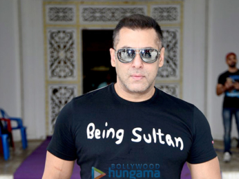 Salman Khan, Anushka Sharma & Ali Abbas Zafar talk about 'Sultan' success at media meet in Panvel