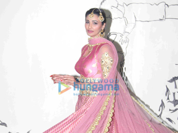 Salman Khan graces Daisy Shah's debut play Begum Jaan