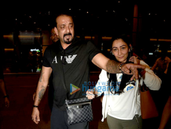 Sanjay Dutt & Manyata Dutt return from Dubai