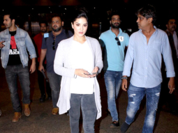 Sunny Leone, Jacqueline Fernandez, Varun Dhawan & others snapped at the airport