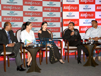 Sunny Leone launches Manforce's special calendar