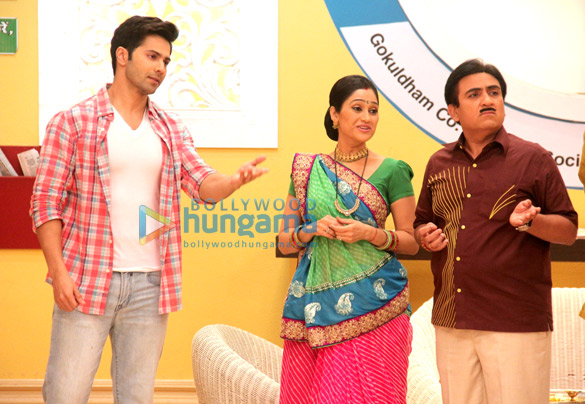 varun dhawan promotes dishoom on taarak mehta ka ooltah chashmah 2
