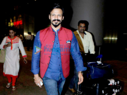Vivek Oberoi, Urvashi Rautela, Aftab Shivdasani & Riteish Deshmukh snapped at the airport Vivek Oberoi, Urvashi Rautela, Aftab Shivdasani & Riteish Deshmukh snapped at the airport
